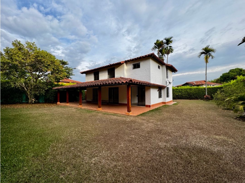 Venta / Alquiler de Casa en Pance — foto 2