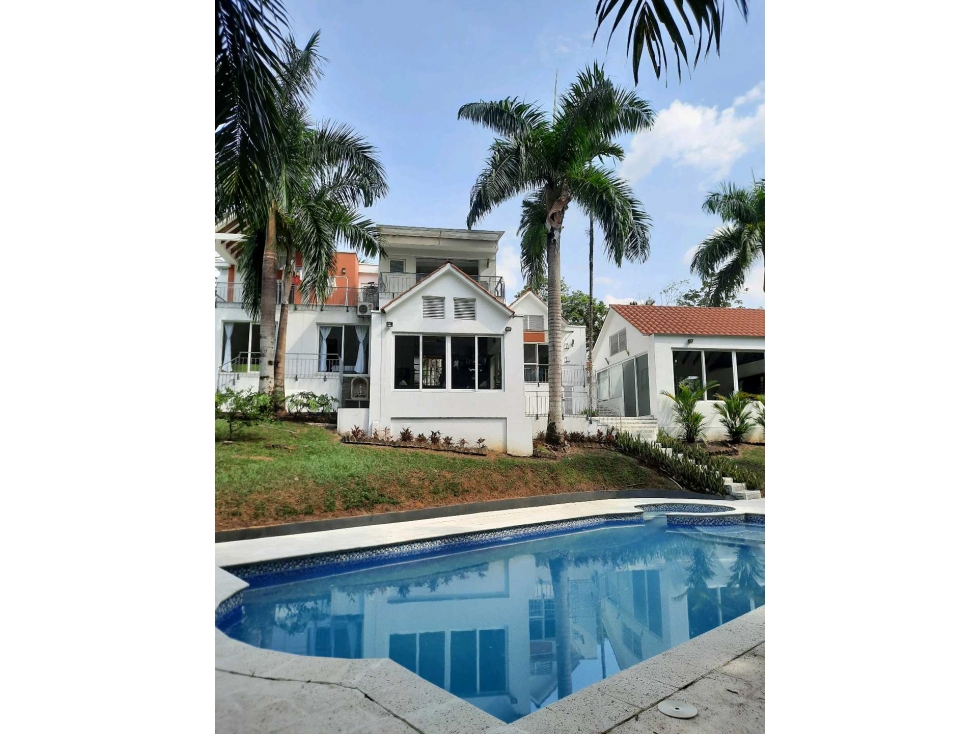 VENTA ESPECTACULAR CASA CAMPESTRE VIA RESTREPO VILLA VALERIA - 1