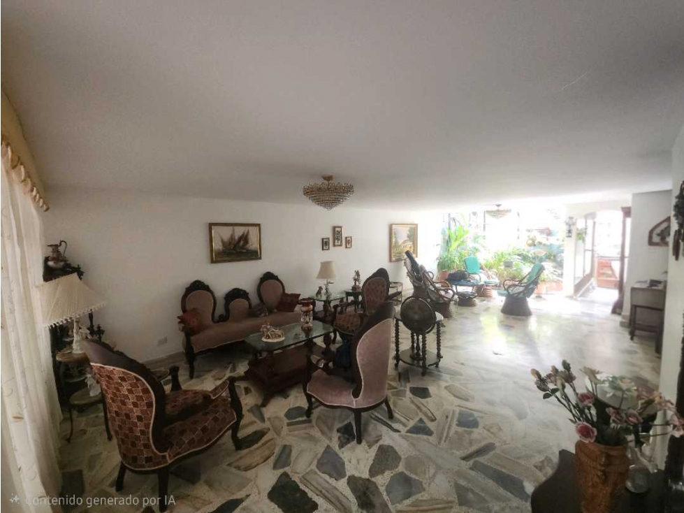 VENTA AMPLIA CASA EXTERNA DOS PISOS SANTA ISABEL SUR CALI (JH) — foto 2