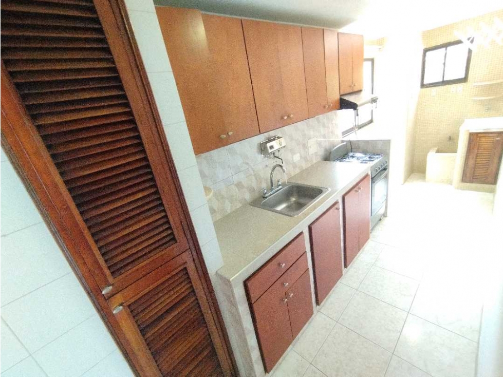 VENTA AMPLIO APARTAMENTO DE 2 ALCOBAS FRENTE A LA PLAYA EN CARTAGENA — foto 5