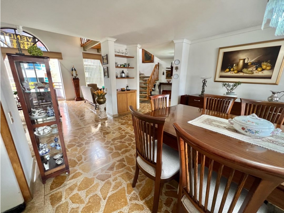 Venta AMPLIO apartamento Duplex Laureles Medellín 264,39 Mts2 — foto 6