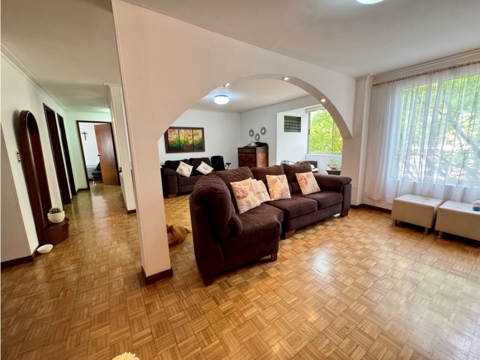 VENTA AMPLIO APARTAMENTO EN CONQUISTADORES — foto 3