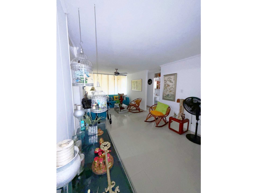 VENTA AMPLIO APARTAMENTO DE 3 ALCOBAS - BARRIO MANGA - CARTAGENA