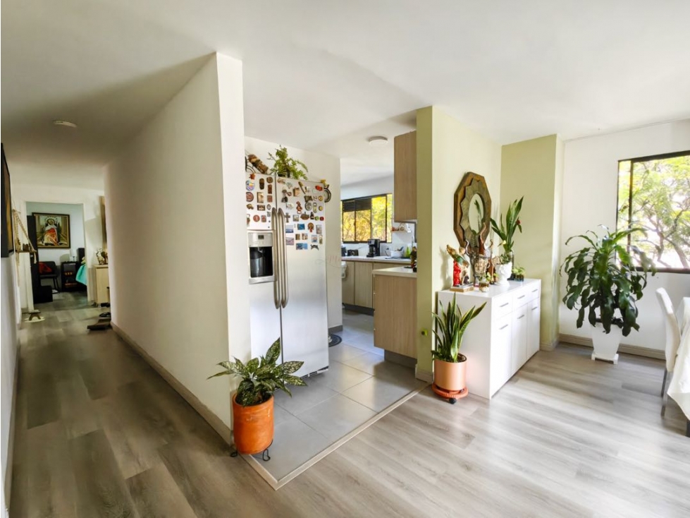 VENTA AMPLIO APARTAMENTO REMODELADO EN CONQUISTADORES — foto 5
