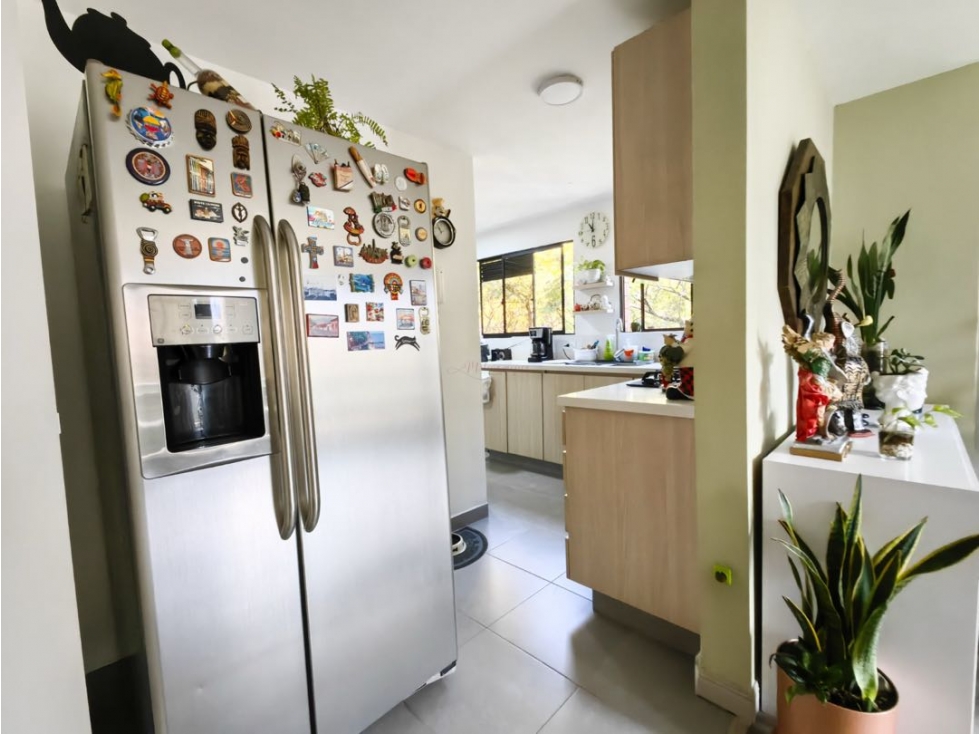 VENTA AMPLIO APARTAMENTO REMODELADO EN CONQUISTADORES — foto 6