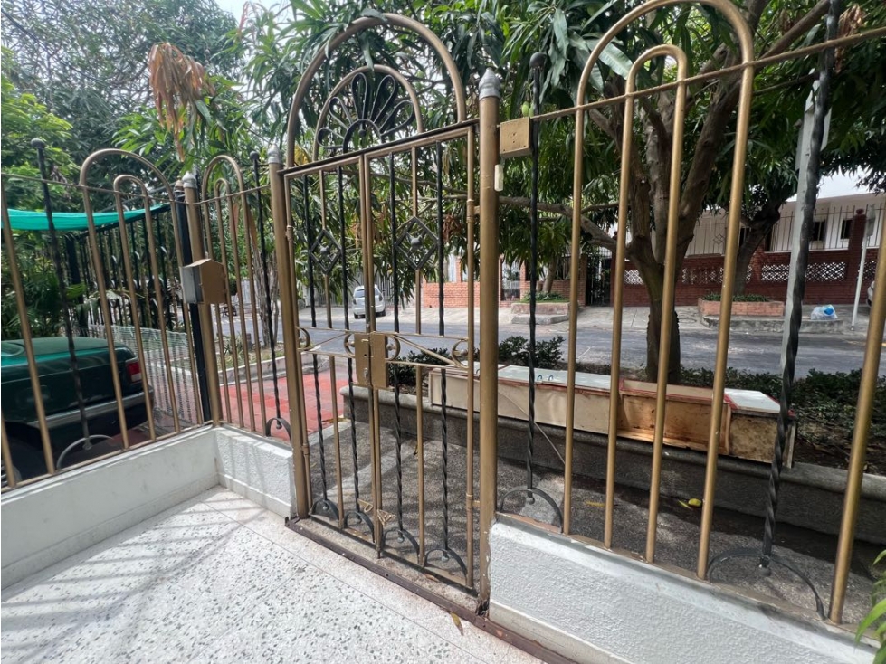 VENTA AMPLIO APTO SEGUNDO PISO EN LOS ANDES BARRANQUILLA — foto 2