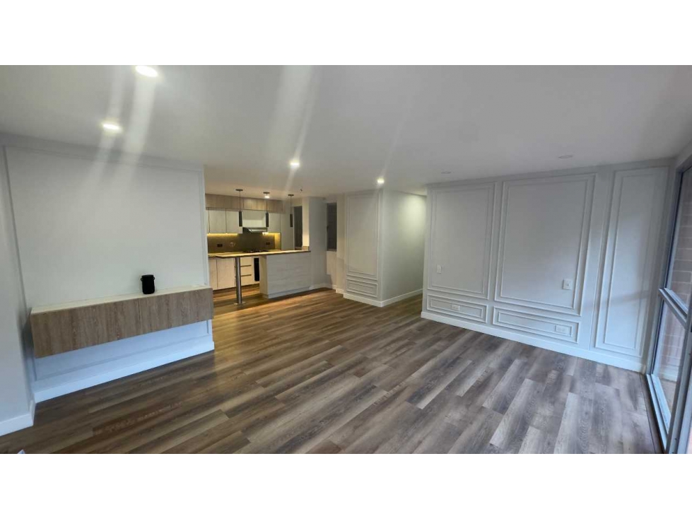 Venta Ap Envig Escobero Con Terraza 154m2 1100Mill Primer piso — foto 2