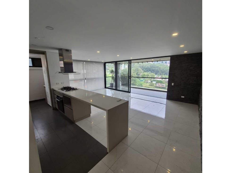 Venta Aparamento Altos del Poblado. Moderno. 122m2