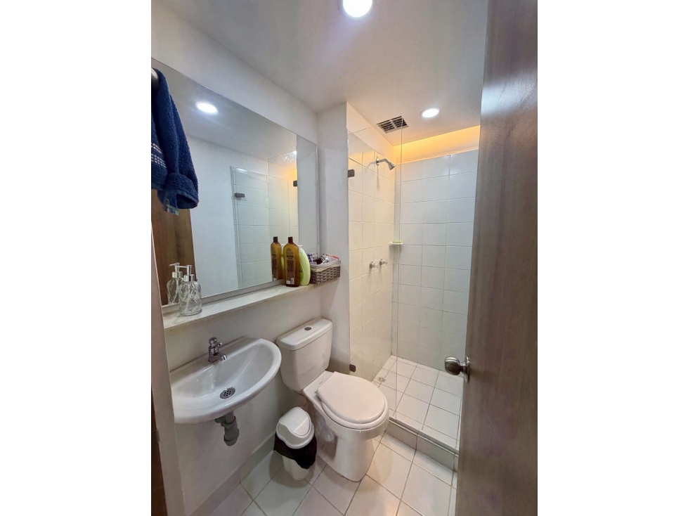 Venta aparamento Camagua/ Bello madera