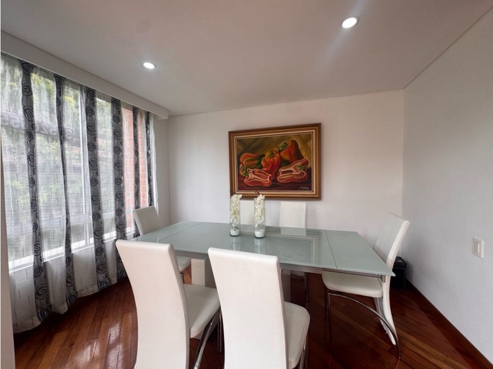 VENTA APARATMENTO 2 HAB, LOMA DEL TESORO, EL POBLADO, MEDELLÍN — foto 2