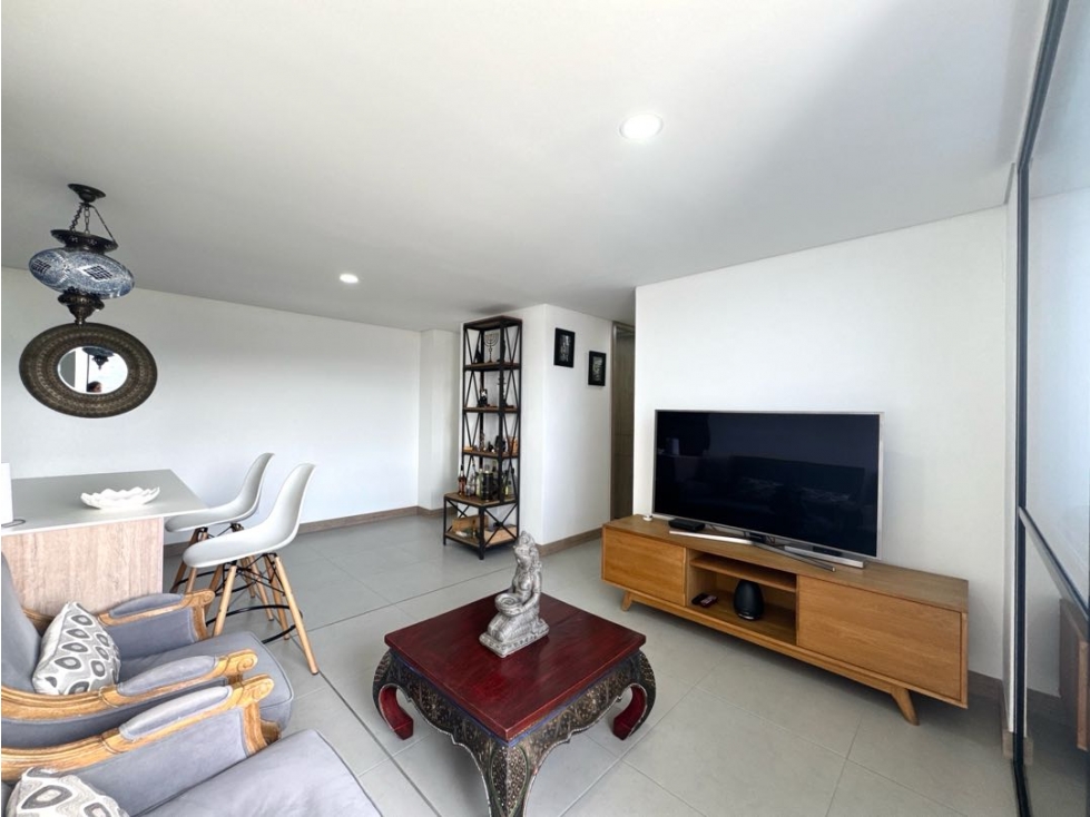 Venta apartaestudio con balcón. Envigado, El Señorial. Ud. Completa. — foto 5