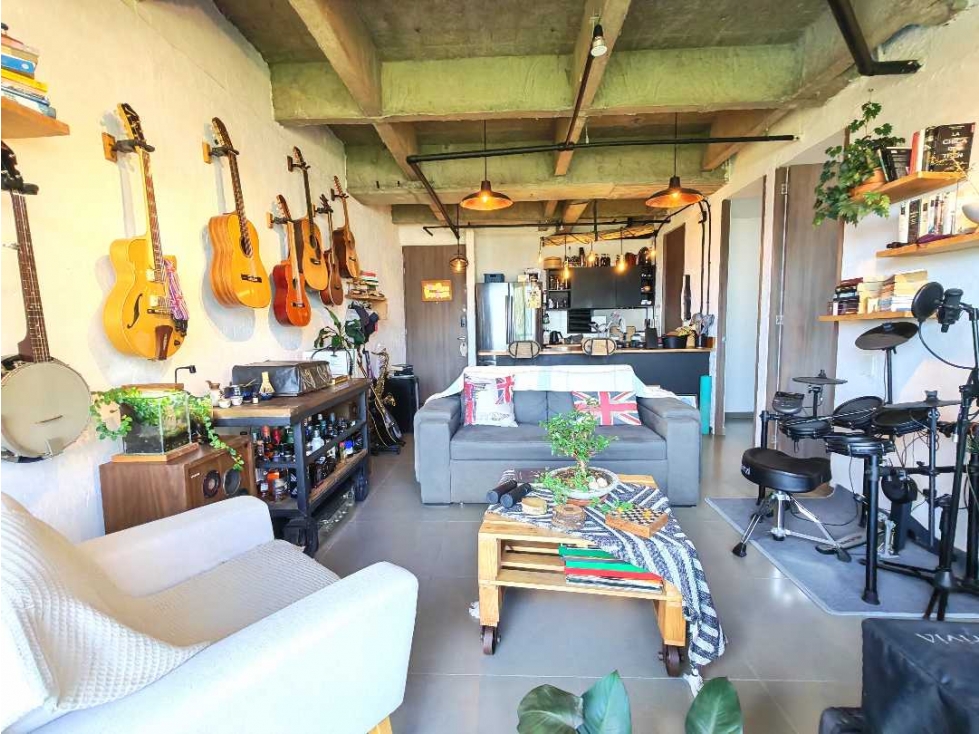 Venta apartaestudio Envigado loma Brujas,2 baños,2 parqueaderos,útil! — foto 2