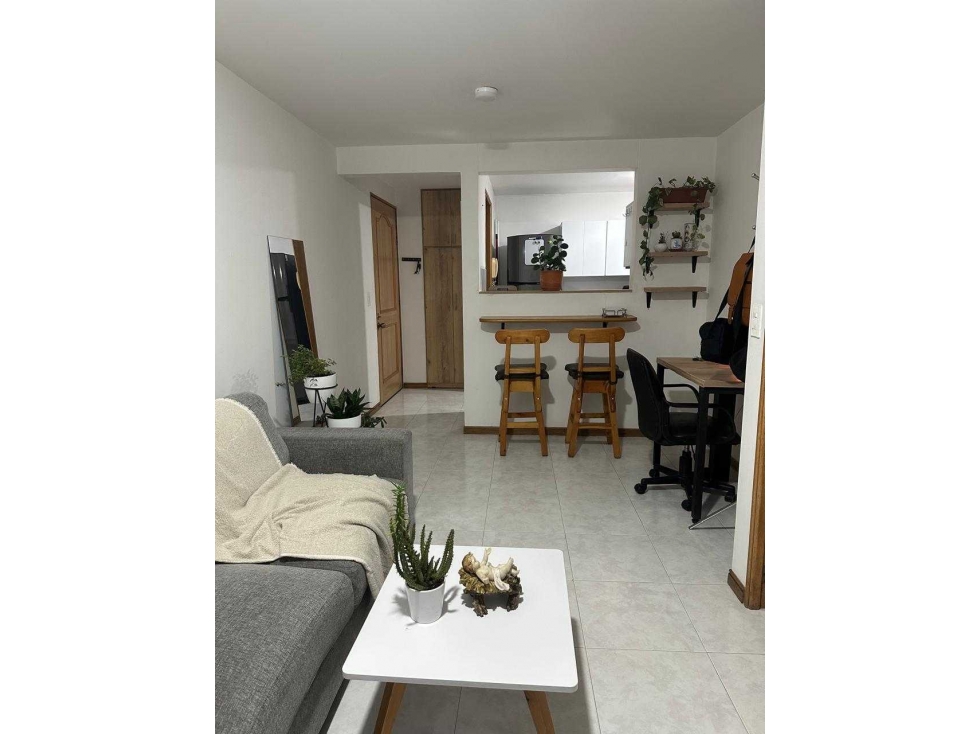 VENTA APARTAESTUDIO LOMA DE LOS BERNAL