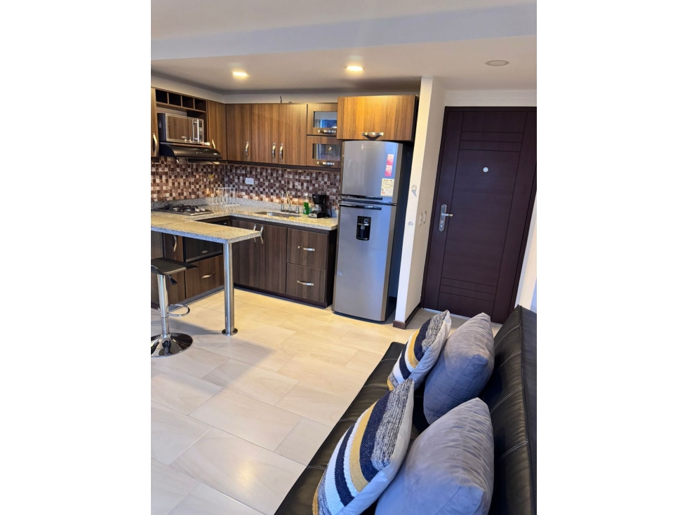 VENTA APARTAESTUDIO POBLADO LOMA EL TESORO MEDELLÍN ANTIOQUIA — foto 2