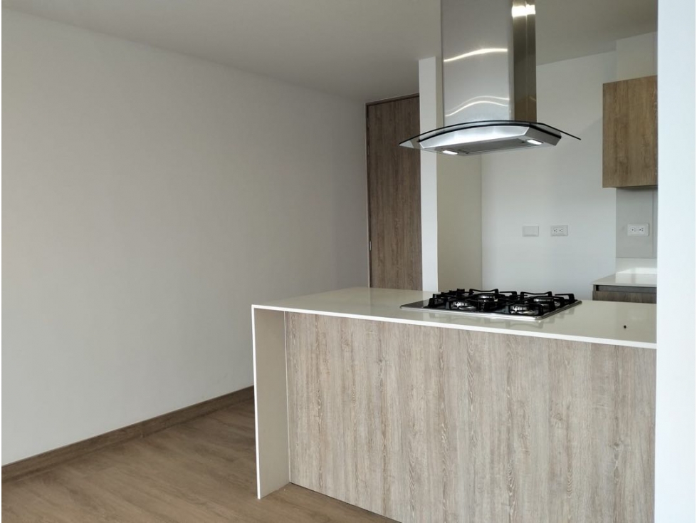 Apartamento En Venta En Rionegro Sector San Nicolás Piso Alto — foto 3