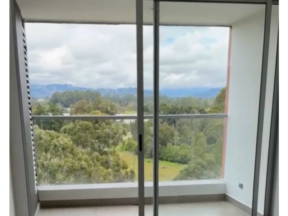 Apartamento En Venta En Rionegro Sector San Nicolás Piso Alto — foto 4