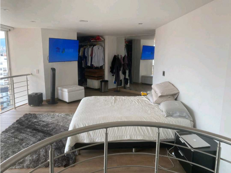 Venta Apartaestudio tipo Loft Santa Teresita Laureles Medellín — foto 2