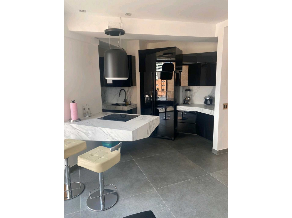 Venta Apartaestudio tipo Loft Santa Teresita Laureles Medellín — foto 6