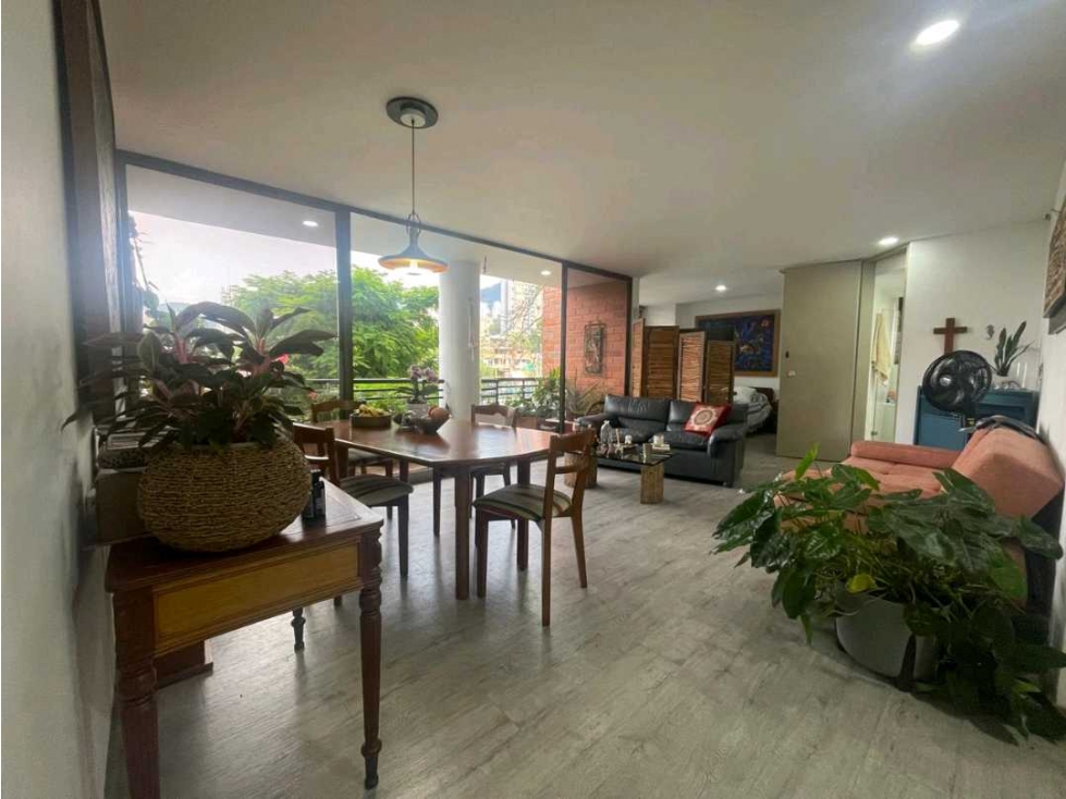 Venta de apartamento tipo Loft en el Poblado sector Alejandria