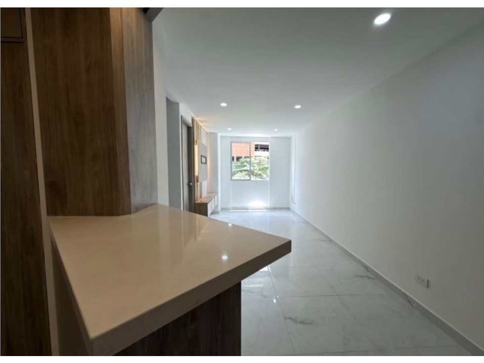 Venta Apartamengto Loma del Indio parte baja — foto 3
