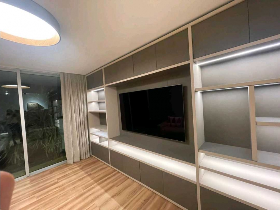 Venta Apartamento Deluxe por Vizcaya — foto 3