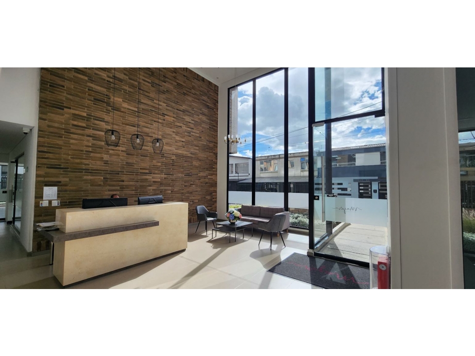 VENTA APARTAMENTO 51m2 RENTANDO + ESTUDIO SANTA ANA OCCIDENTAL
