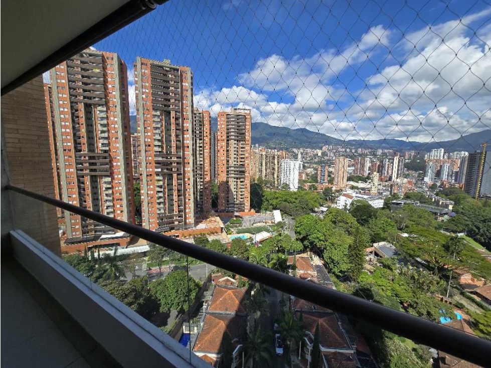 VENTA APARTAMENTO 126MTS 4HABITACIONES CAFA UNA CON BAÑO — foto 3