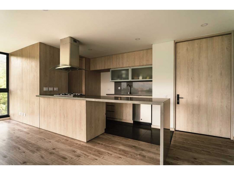 VENTA APARTAMENTO 139 m2 MODERNO POBLADO PARTE ALTA CERCA LAS PALMAS — foto 4