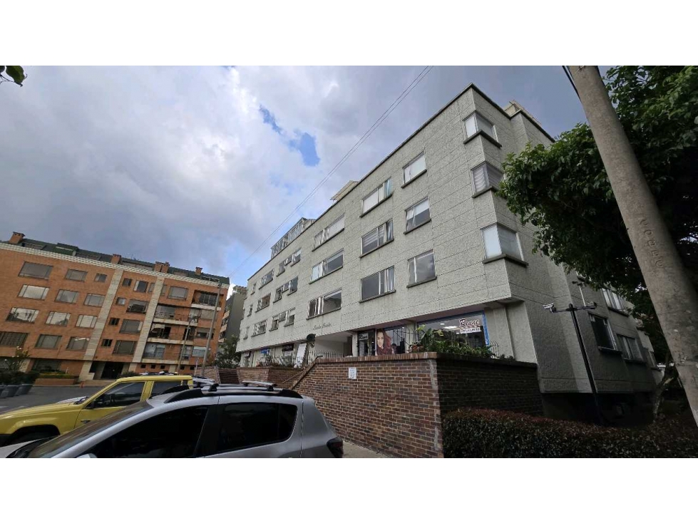 VENTA ARRIENDO APARTAMENTO 165m2 + 45m2 TER.(SIN ASCENSOR) ST. BARBARA — foto 4