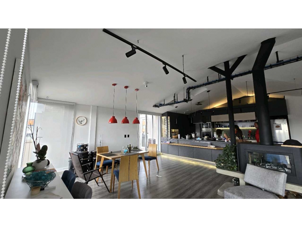 VENTA ARRIENDO APARTAMENTO 165m2 + 45m2 TER.(SIN ASCENSOR) ST. BARBARA — foto 3