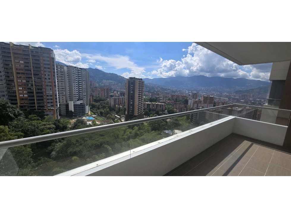 VENTA APARTAMENTO 169 m2 CON HERMOSA VISTA A LA CIUDAD ENVIGADO — foto 2