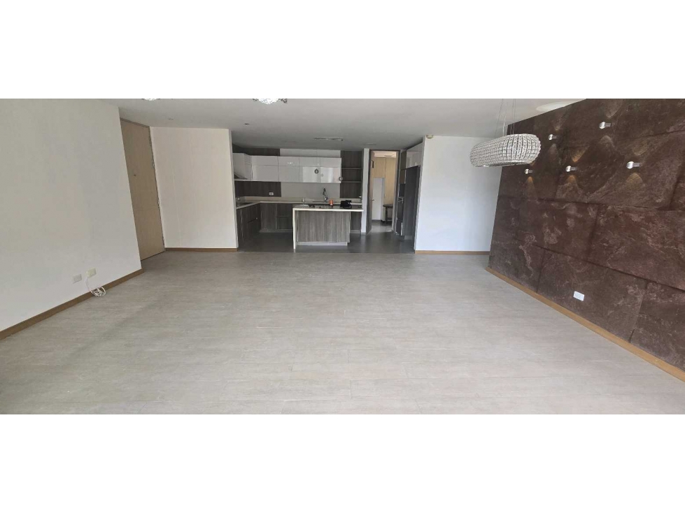 VENTA APARTAMENTO 169 m2 CON HERMOSA VISTA A LA CIUDAD ENVIGADO — foto 3
