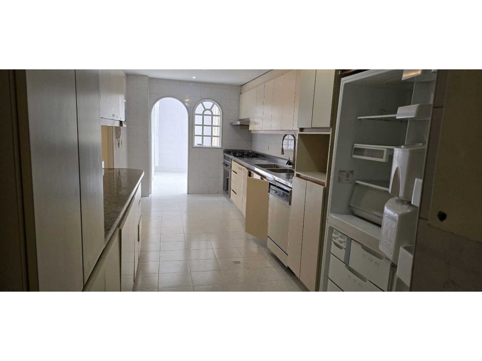 VENTA APARTAMENTO 200m2 + TERRAZA INTERNA REMODELAR CHICO CLL 92 — foto 4