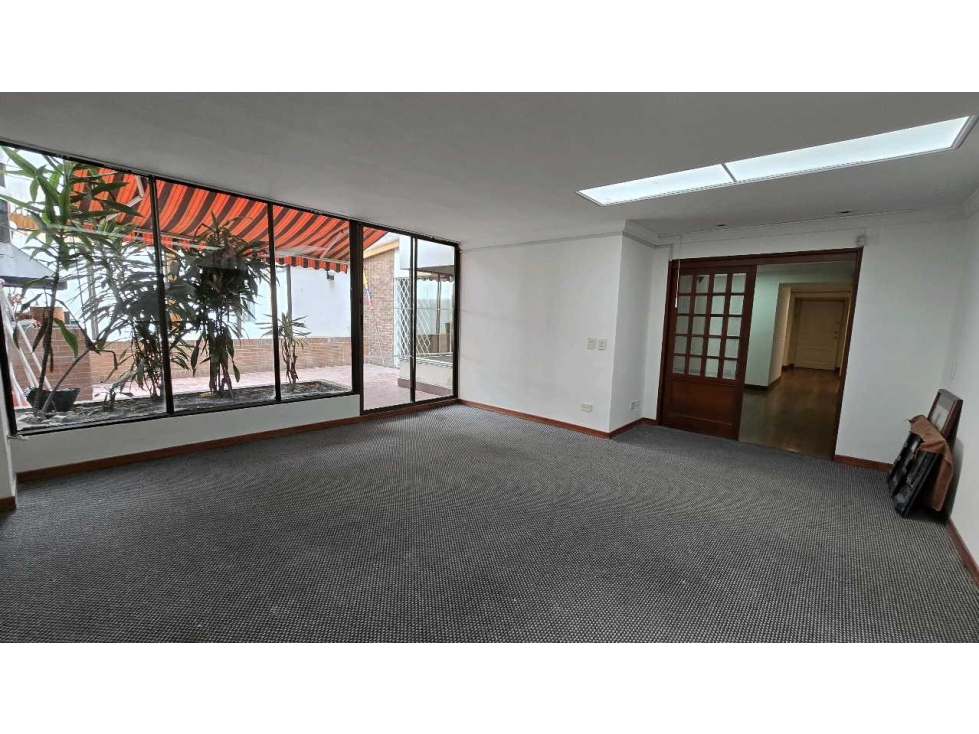 VENTA APARTAMENTO 200m2 + TERRAZA INTERNA REMODELAR CHICO CLL 92