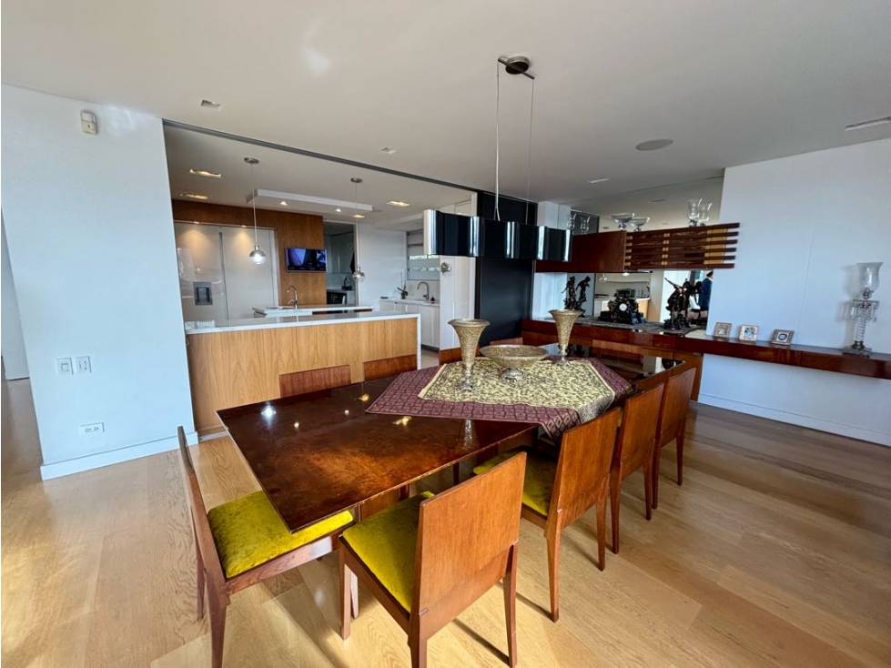 VENTA Apartamento PH 299m2 + TERREZAS REMODELADO BOSQUE MEDINA