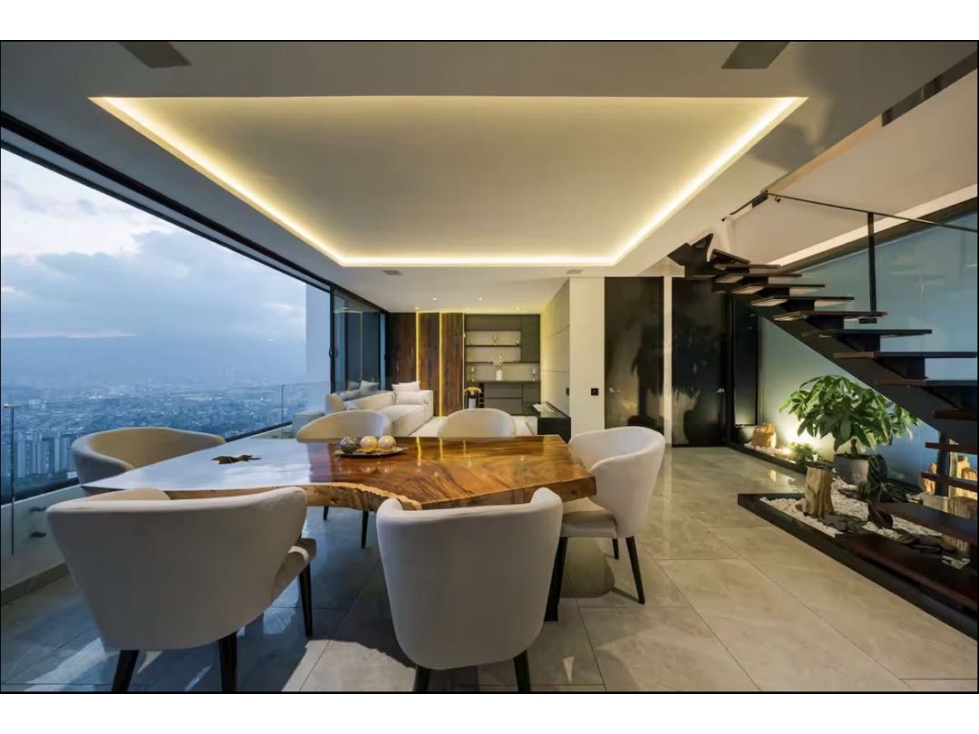 Venta penthouse, balcón y terraza con jacuzzi. El Poblado, San Lucas. — foto 3