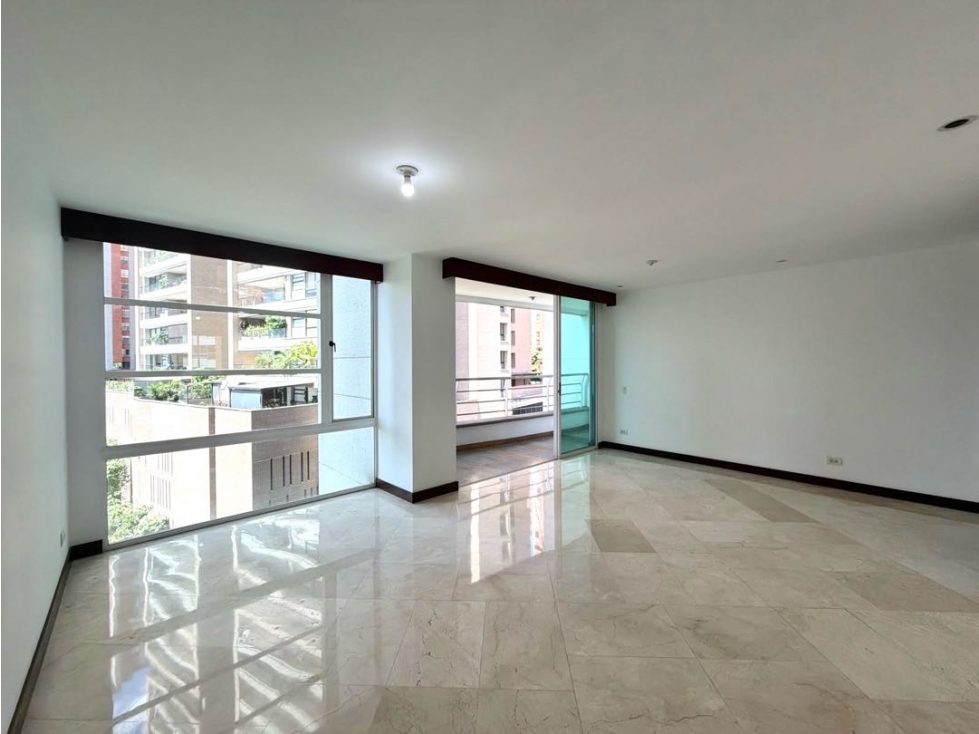 Venta apartamento. El Poblado, La Frontera. Ud completa. — foto 3