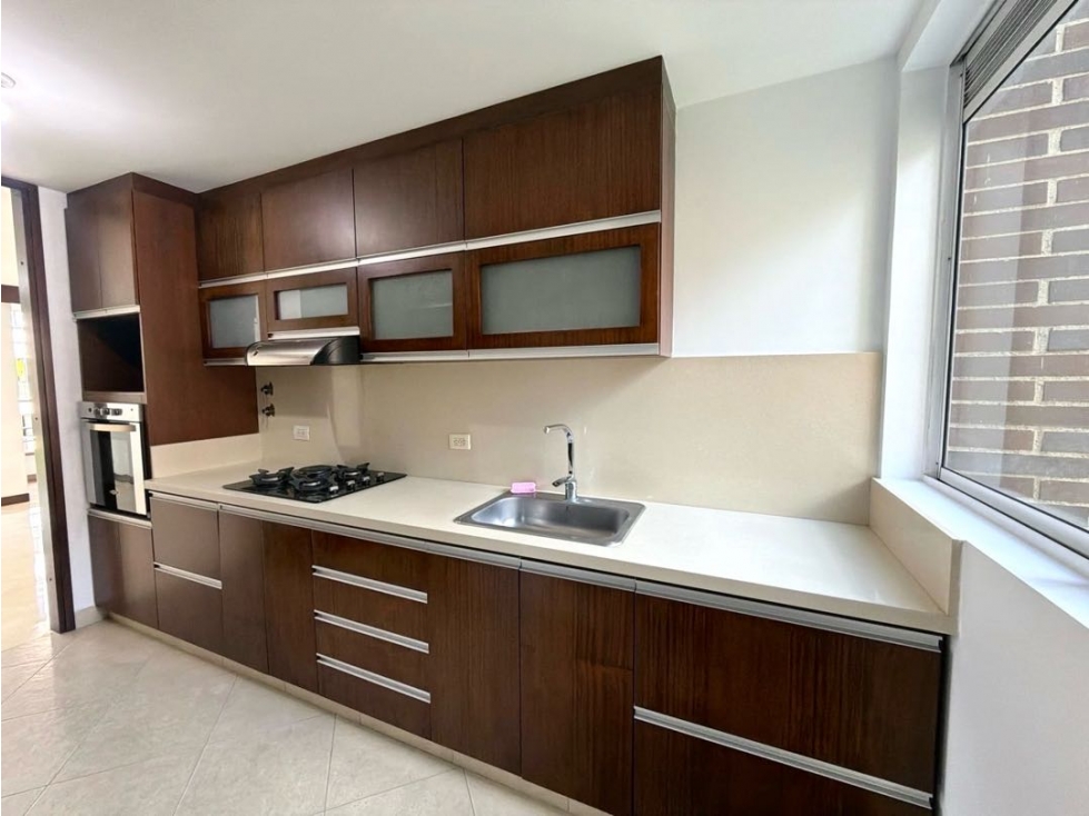Venta apartamento. El Poblado, La Frontera. Ud completa. — foto 4