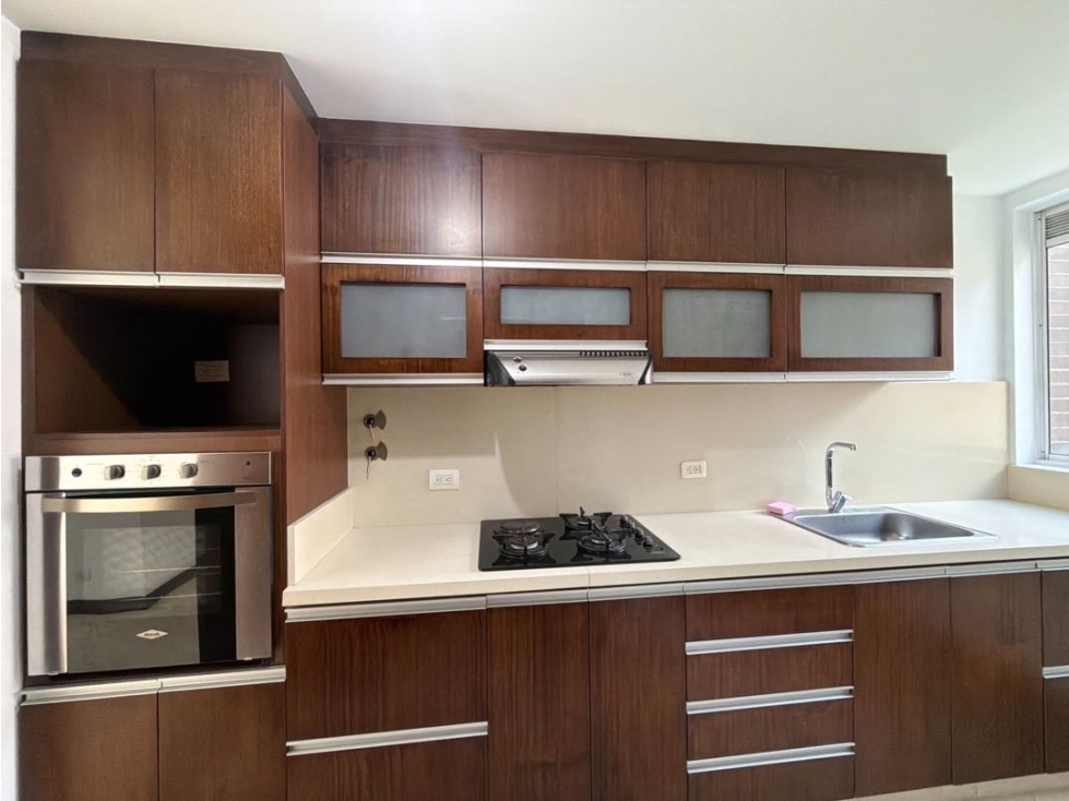 Venta apartamento. El Poblado, La Frontera. Ud completa. — foto 5