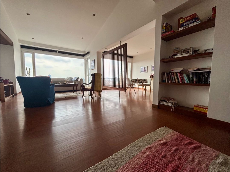 VENTA APARTAMENTO 185m2+ 2m2 BALCON VISTA CHICO ASCENSOR NVO.