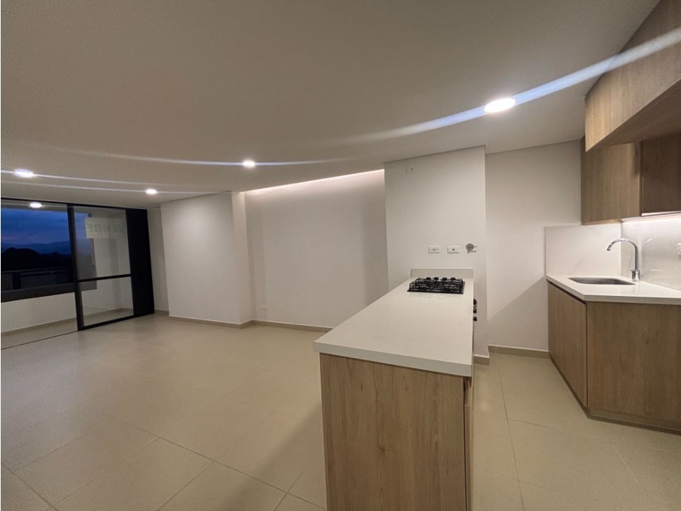 Venta apartamento 2 habitaciones con balcón en San Antonio Pereira — foto 2
