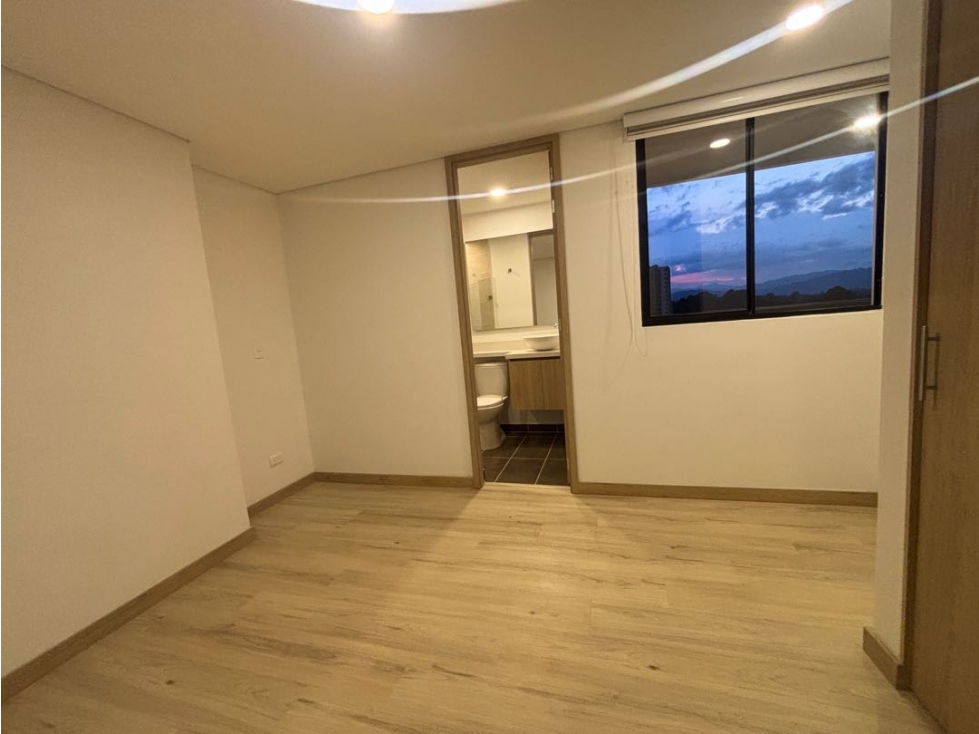 Venta apartamento 2 habitaciones con balcón en San Antonio Pereira — foto 6