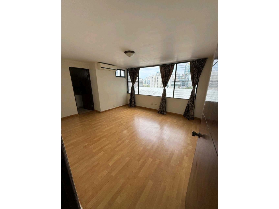VENTA APARTAMENTO 2 RECAMARAS OBARRIO PH CANCUN CP