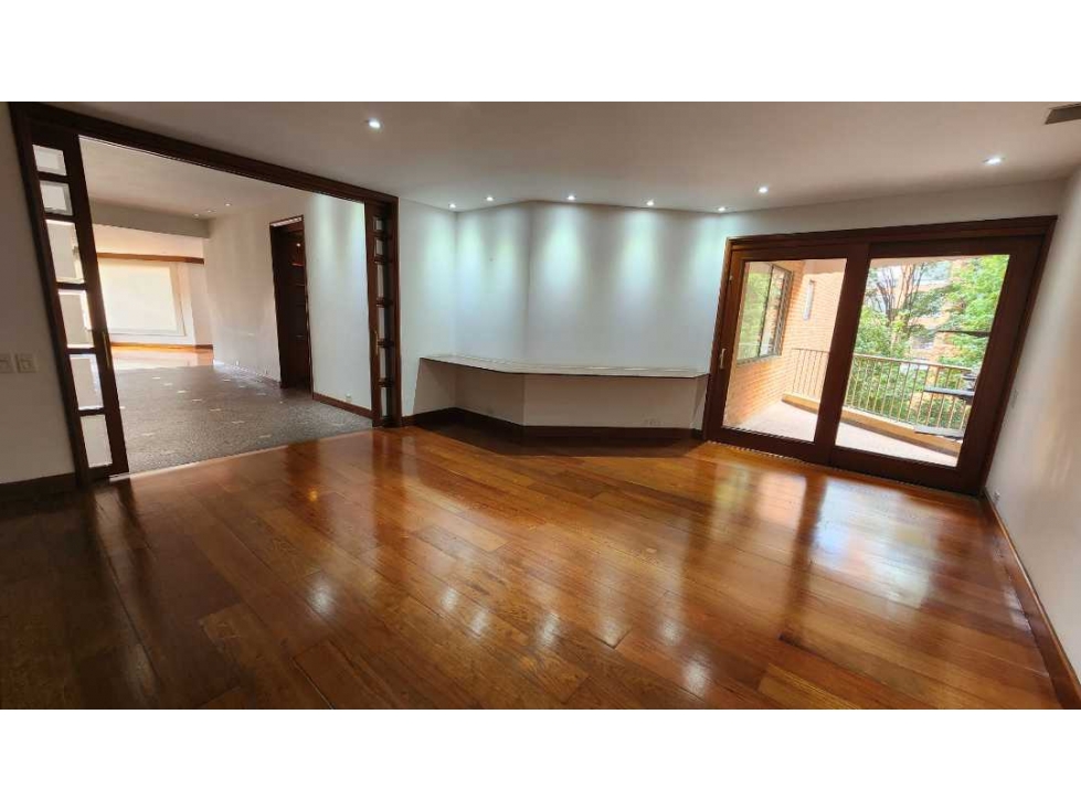 VENTA APARTAMENTO 375M2 4H/1E/4G/1D BALCON RÓSALES BAJO — foto 3