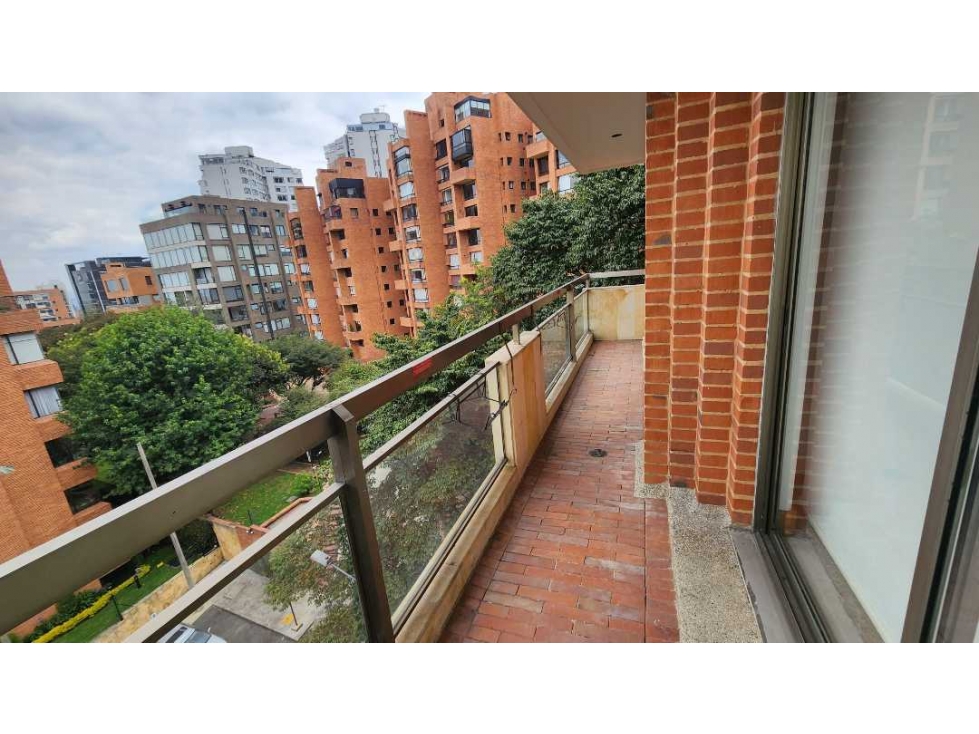VENTA APARTAMENTO 375M2 4H/1E/4G/1D BALCON RÓSALES BAJO — foto 2