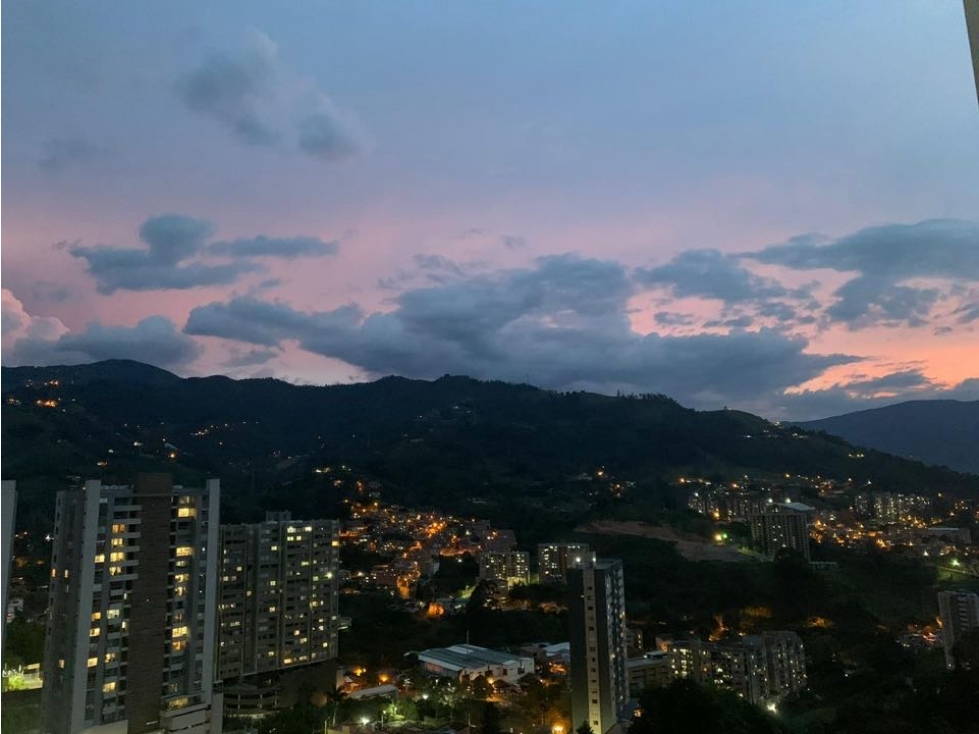 APARTAMENTO 3 HABITACIONES, LOMA DE LAS BRUJAS, ENVIGADO