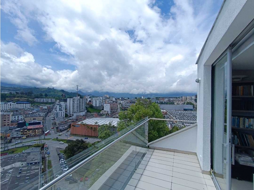 Venta Apartamento 3 Niveles 4 alcobas Milán Manizales