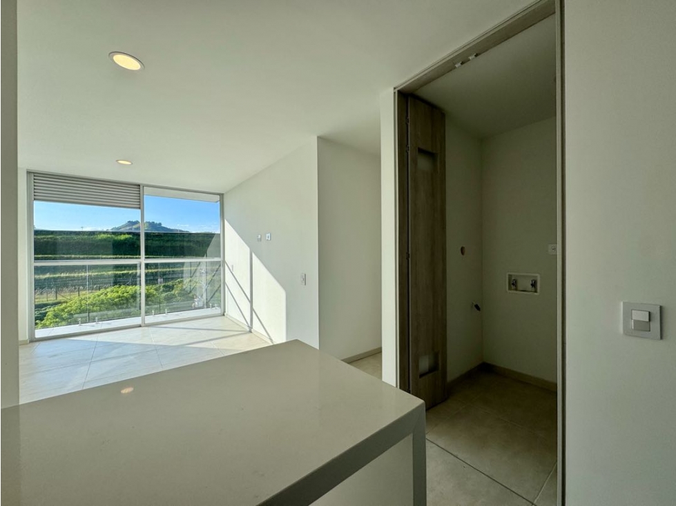 VENTA APARTAMENTO 5 PISO CONJUNTO CERRADO CERCA A UNICENTRO PEREIRA — foto 2