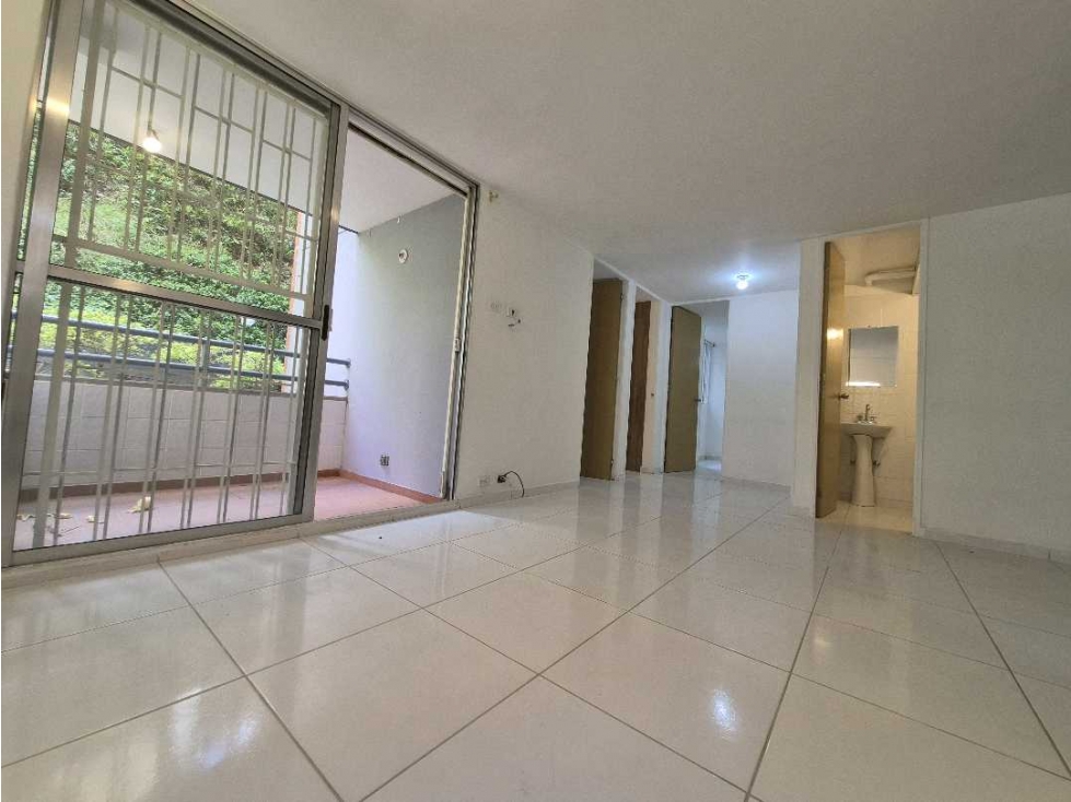 VENTA DE APARTAMENTO EN BELLO SECTOR MADERA