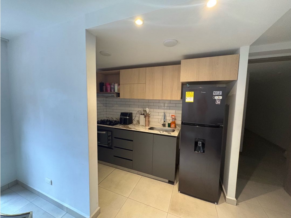 Venta apartamento al frente de Fabricato con parqueadero de carro — foto 3